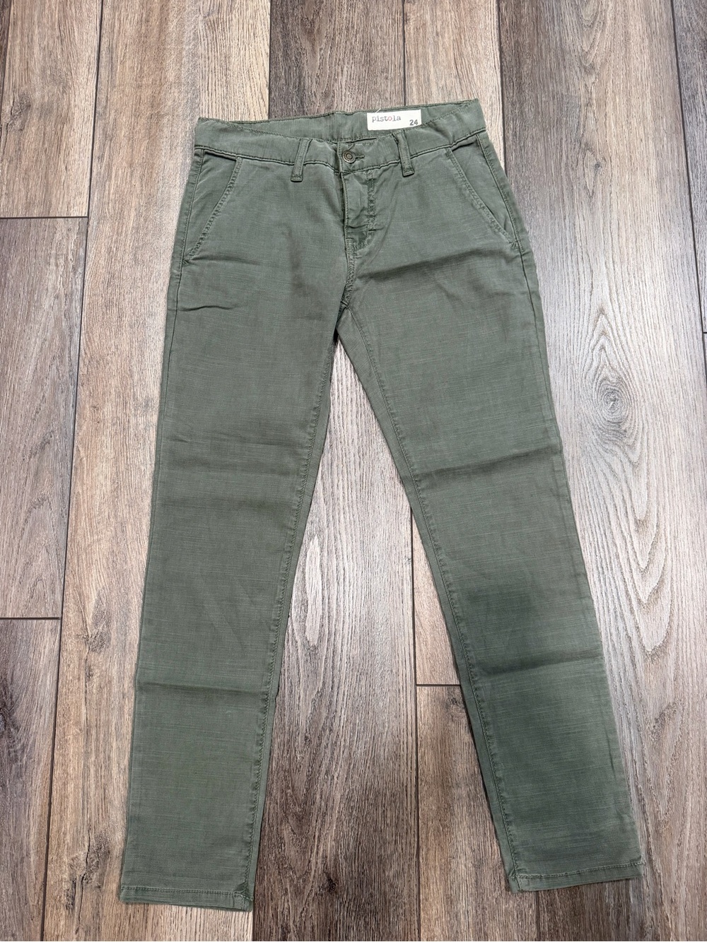 NWOT pistola Women’s Olive Green Slim Chino Pants Size 24